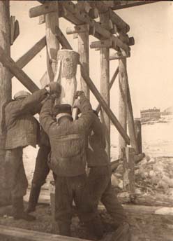 Мостостроители. Старая Русса 1958. Фото Вовы Буцкого